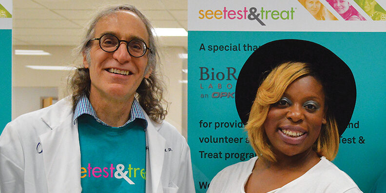 Dr. Raab, recipient of the Herbek Humanitarian Award, and Tomeka Harps, a cancer survivor who was originally diagnosed by Dr. Raab at the Jackson, Mississippi, See, Test & Treat in 2017