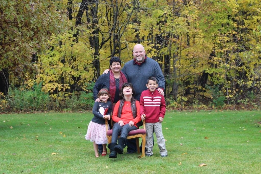 staff-giving-denise-mack